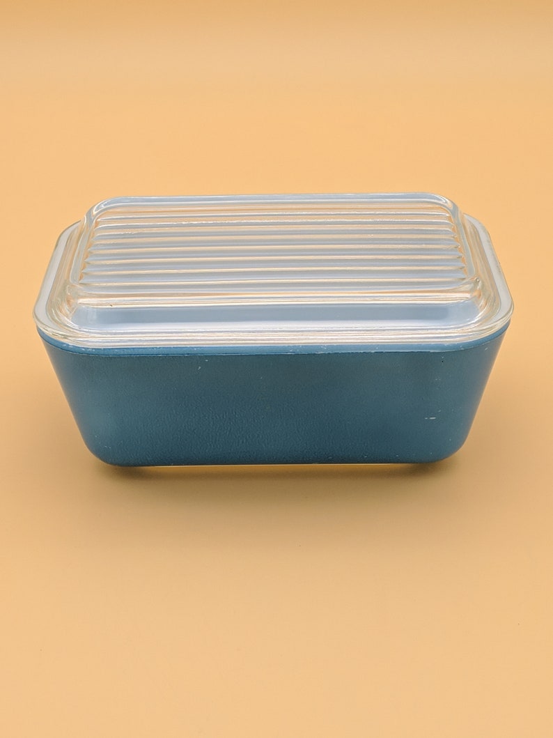Pyrex Blue #502 Loaf Pan Covered Refrigerator Dish Primary Blue
