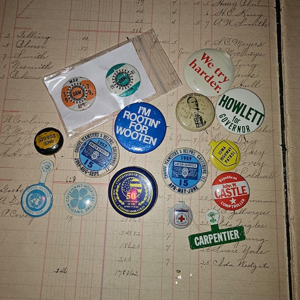 16 Piece Vintage Political State Union Pinback Button Lot