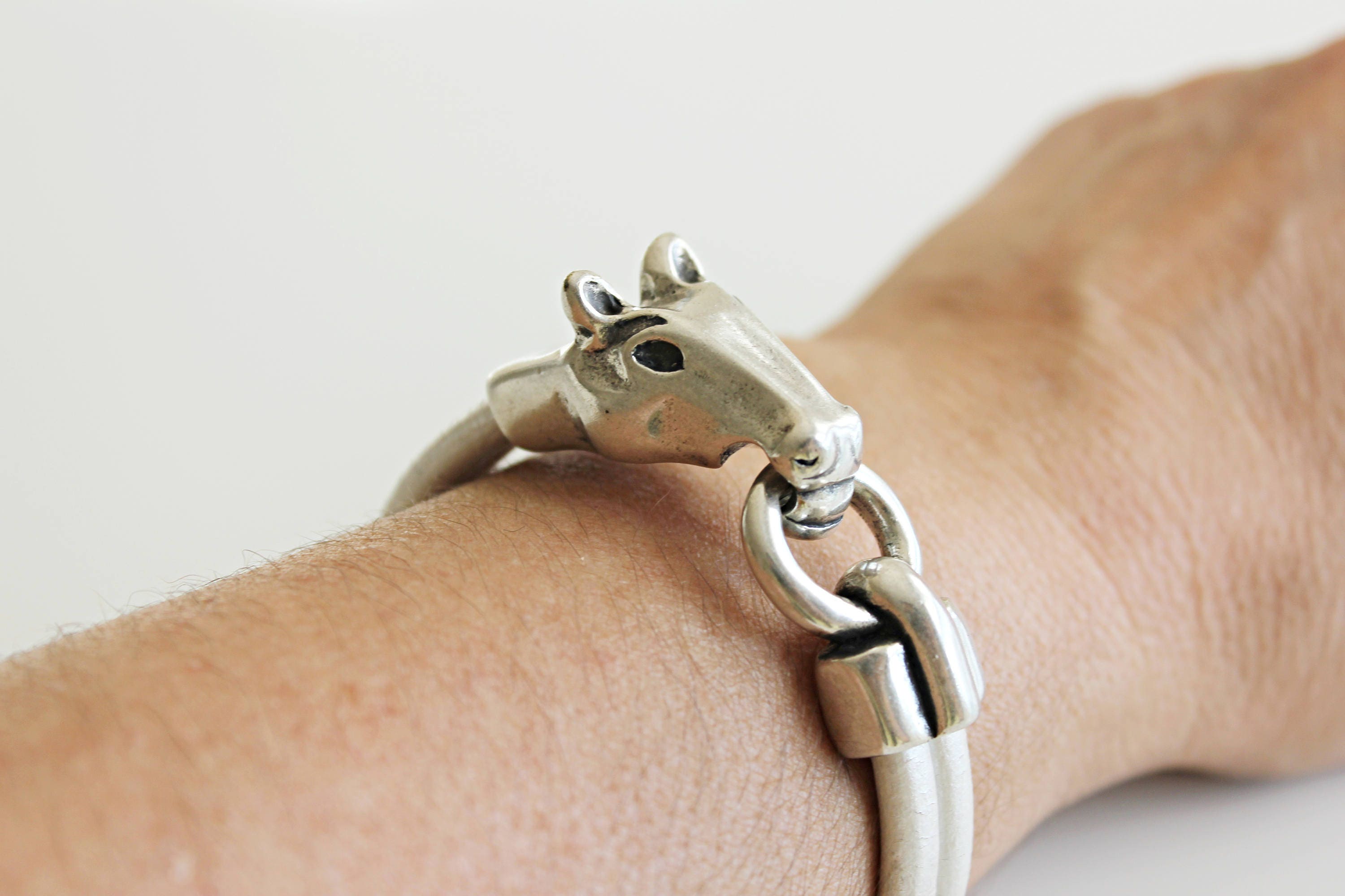 Men's Sterling Silver Horse Hoof Cuff Bracelet - Jewelry1000.com