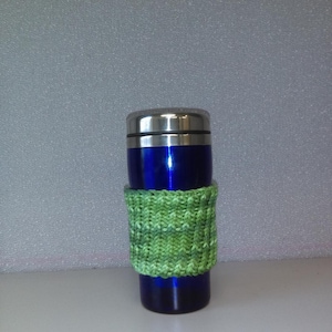 Cute mug sweater in Malachite
