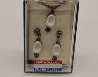 Vintage Souvenir IJFF Holland Delft Porcelain Silver Plated Clog Earrings & Necklace