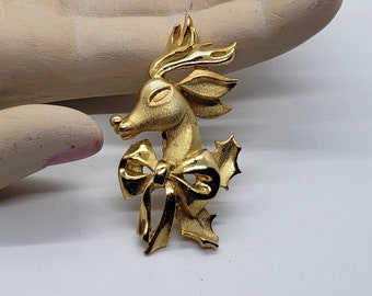 1960s Brushed & Shiny Gold Tone Vintage Rudolph Reindeer Brooch