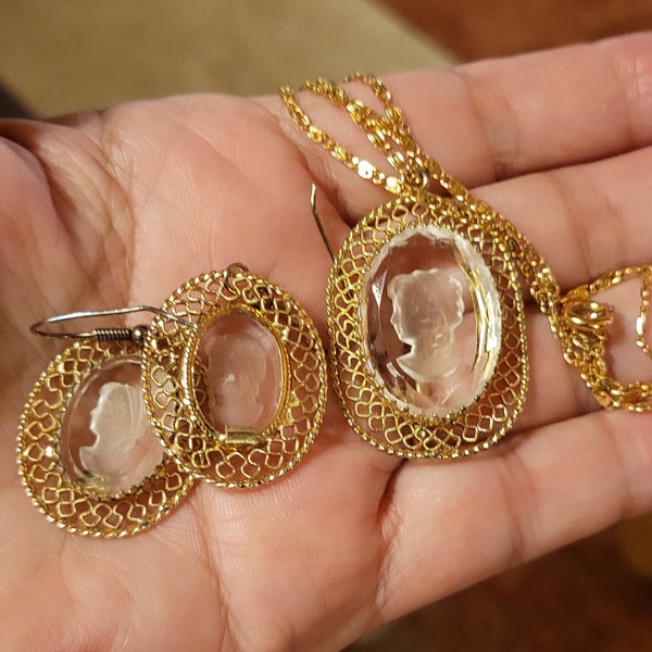 Vintage Unsigned Whiting & Davis Intaglio Cameo Pendant and Pierced Earrings in 12K Gold Plating