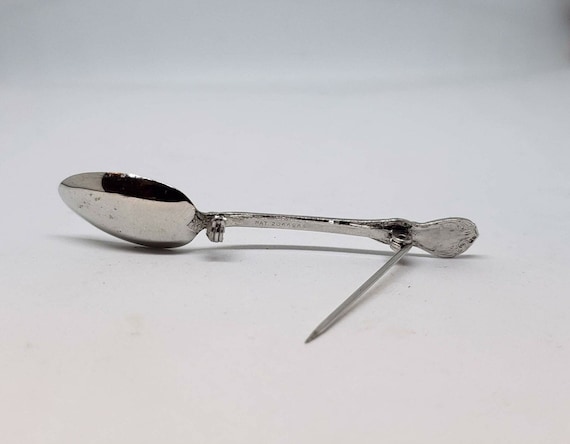 1940s Vintage Miniature Silver Spoon Brooch - image 6