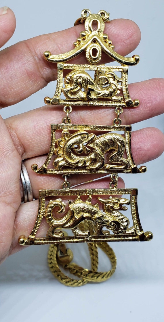 Mid-Century Signed Monet Gold Tone Dragon Pagoda … - image 8