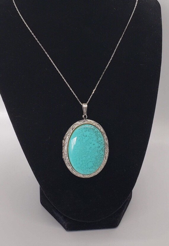 Vintage Silver Tone Oval Faux Turquoise Locket wit