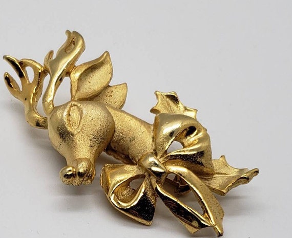 1960s Brushed & Shiny Gold Tone Vintage Rudolph R… - image 9