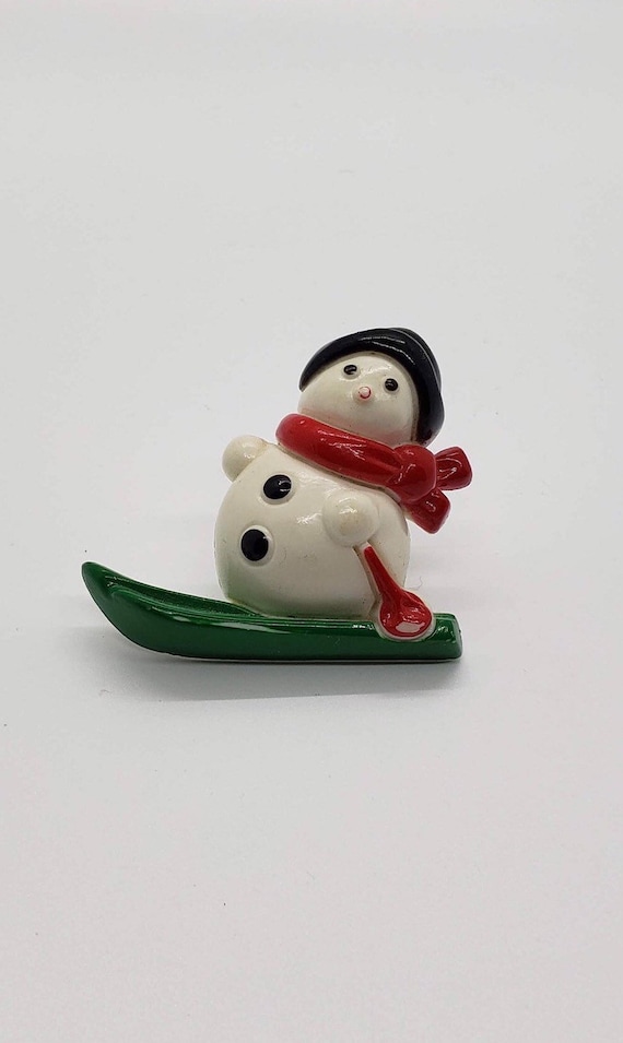 Avon 1982 “Let it Snowman” Plastic Christmas Brooc