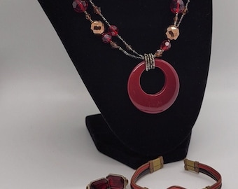 Curated Collection Vintage Signed Deep Red Pendant Bracelet Clip-On Earrings Set
