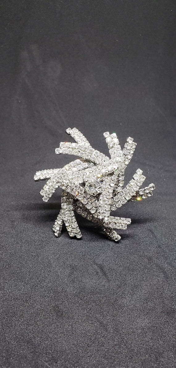 Mid-Century Two-Tiered Rhinestone Pinwheel Brooch