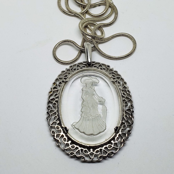 1980s Avon Victorian Lady Etched Intaglio Glass Pendant