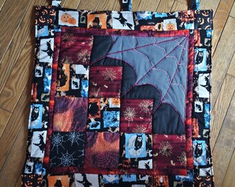Quilted Halloween Character Wall Hanging (Burgandy/Black/Orange)