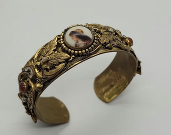 Bracelet manchette multicouche portrait en laiton, porcelaine tchèque vintage
