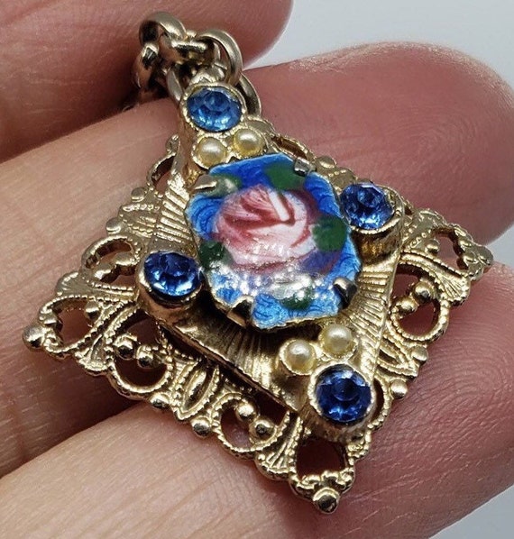 1930s Guilloche Vintage Enamel Blue & Pink Rose Caboc… - Gem