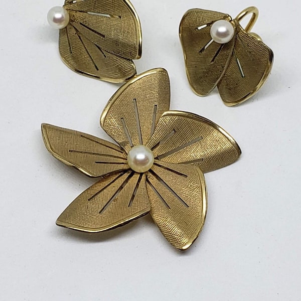 MCM Vintage HSB Harry S. Nick 12K Gold Filled Etched Floral Brooch & Earrings with Pearls Set