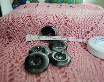 Conjunto de 4 grandes botones grises de 4 hoyos con algunos patrones de ondas de agua realmente hermosos en todo - comprar 4 conjuntos obtener 1 conjunto libre