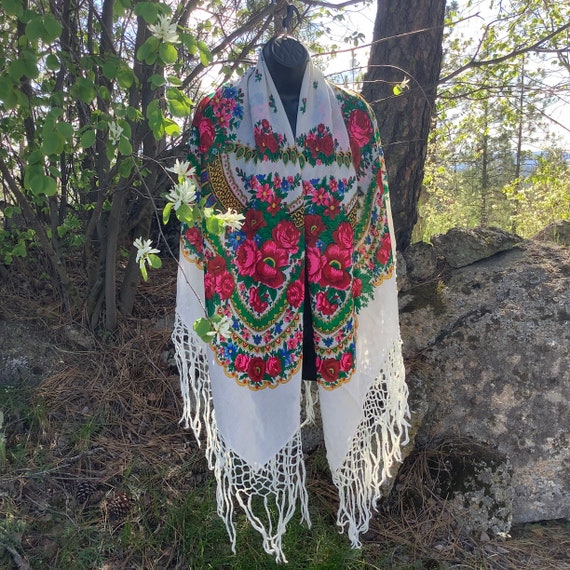 Extra Large White Vintage Shawl, Russian White Sh… - image 5