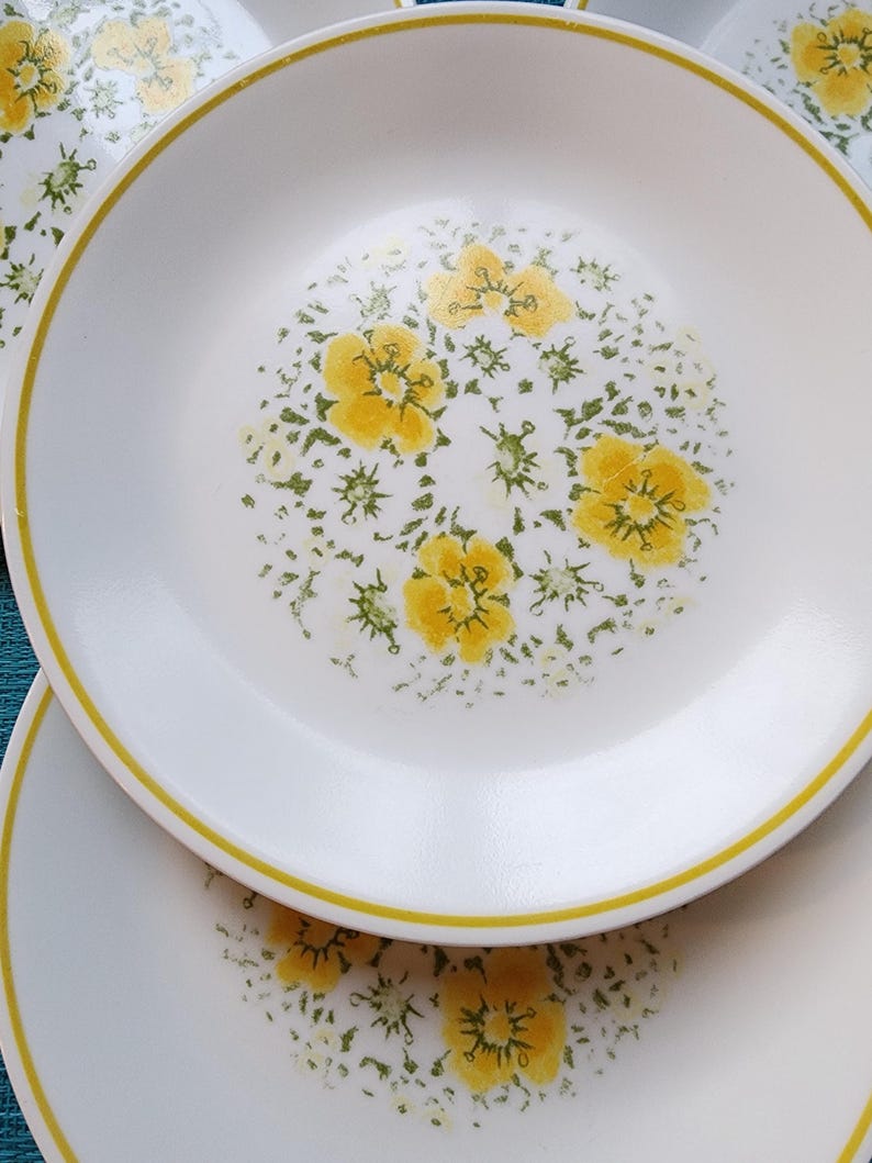 Vintage Lunch Plates Set of 1 Yellow Floral on White Glass Decorative