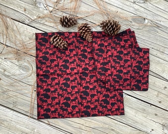 Christmas Theme Napkin Sets, Moose & Bear Napkins, Black and Red Napkins for Holiday Dinner, Re-usable table setting, Holiday Napkins Sets