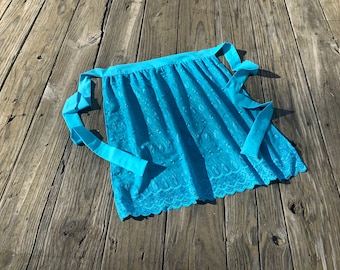 Bright Blue Apron for Bridal Shower, Blue Eyelet Apron, Octoberfest Dirndl Apron, Wedding Dance apron Bride, Sky Blue Eyelet Border Apron