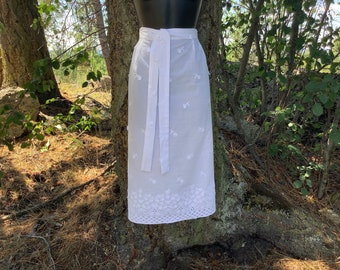 Extra long apron White Pioneer Apron for festival, Border Eyelet Apron for Women White Costume Aprons Handmade apron in USA