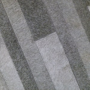 Cowhide Patchwork Rug. GRAY STRIPES!! Amazing Design!. 4ft x 6ft