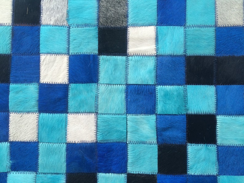 Matta i lapptäcke i kohud. BLÅ FADE!! Fantastisk design! 1,2 m x 1,8 m / 5 cm rutor bild 2