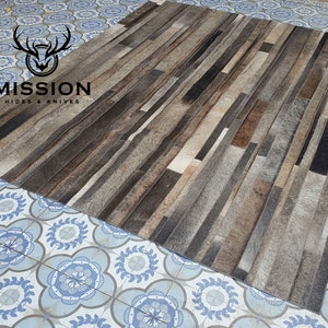 Tapete em Pele Riscas Cinzento Patchwork 1,8 x 2,2 m. Kufhell Teppich Tapis Peau Vache