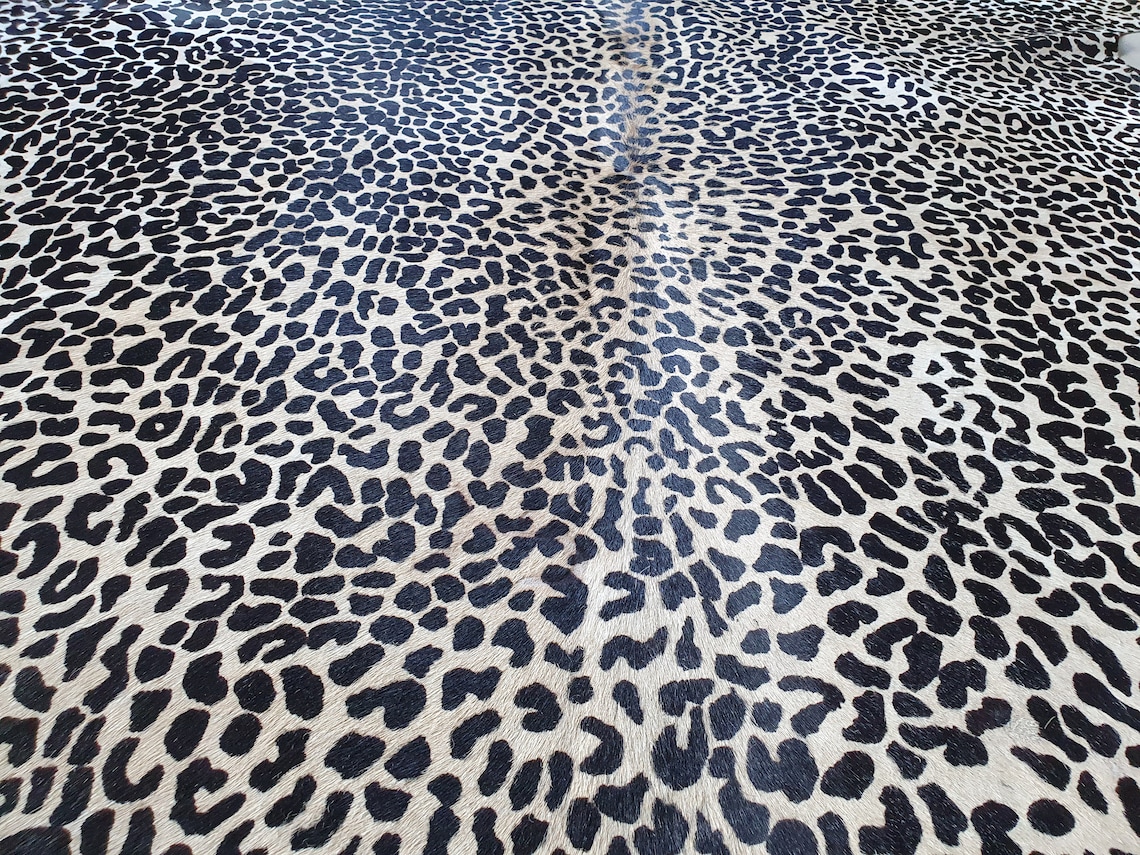 LARGE Cowhide Rug LEOPARD PRINT Unique Peau De Léopard. Piel | Etsy