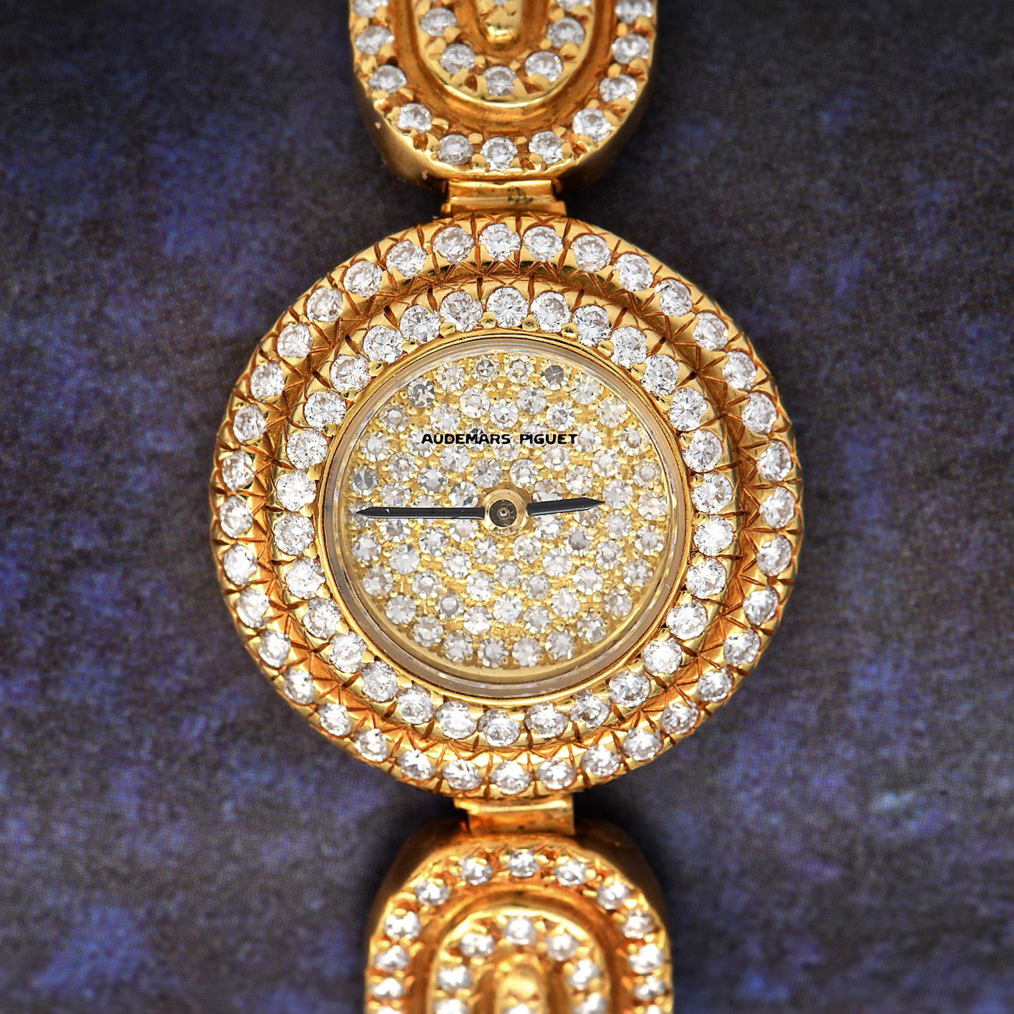 Reloj de cóctel Audemars Piguet Vintage Diamond para mujer en oro amarillo de 18 quilates