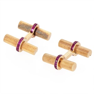 Vintage Van Cleef & Arpels 18K Gold Grooved Bar Ruby Men Cufflinks