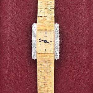 Vintage Piaget Diamond 18K Yellow Gold Ballerina 10 mm Ladies Wrist Watch
