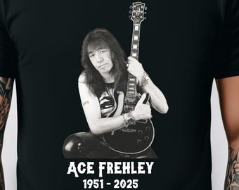 ace frehley shirt, rip ace frehley, kiss fan merch, guitar player tee, vintage rock t-shirt, memorial gift, the spaceman, kiss band tee