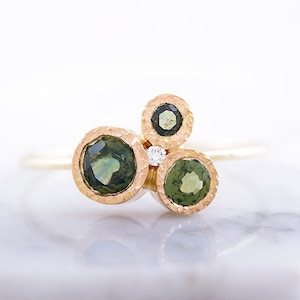 Three Stone Green Sapphire Ring- Green Sapphire and Diamond Ring-September Birthstone Ring- Gift For Mom, Wife