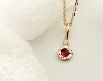 Collar de piedra diminuta para mujer- Collar de zafiro- Collar de diamantes de zafiro- Collar de oro delicado con corazón- El mejor regalo para alguien que amas