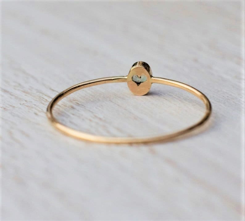 Zielony szafir, delikatny pierścionek złoty z szafirem, owalny pierścionek w złocie 585, pierścionek zaręczynowy z szafirem image 2