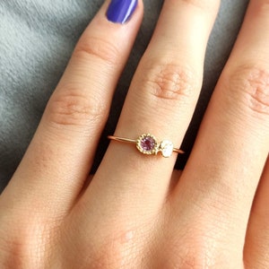 Embrace the Beauty of Nature with this Handmade 14K Gold Pink Sapphire Engagement Ring, Featuring Romantic Heart and Leaf Accents - A Truly Enchanting and Thoughtful Gif