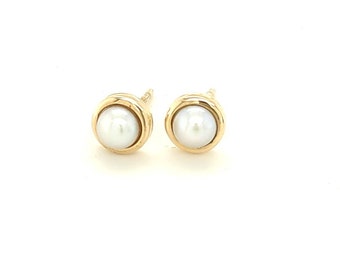 14K Gold Pearl Earrings For Woman-  Stud Earrings with Pearls -Solid 14k Gold Pearl Stud Earrings- Jewelry Gifts For Woman- Handmade Jewelry