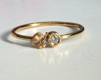 Leaf of Happiness: Leaf Diamond Engagement Ring in 14k Gold / Nature-Inspired Ring With Diamond/ Petite Diamond Ring in 14k, 18k Gold