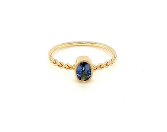 Bague de fiançailles tanzanite ovale | Jonc tressé artisanal, détail cœur | Bague de naissance décembre pour femme - Bague de fiançailles unique