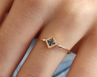 Teal Green  Sapphire  Ring With Diamonds-  Minimalist Delicate Sapphire Engagement Ring- Square Engagement Ring- Sapphire Wedding Ring