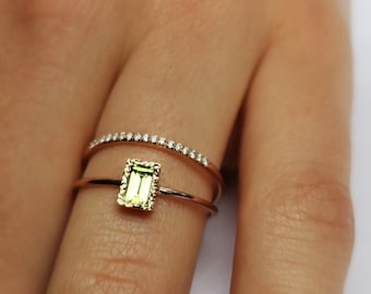 Anillo de peridoto verde en oro de 14 k, anillo rectangular hecho a mano