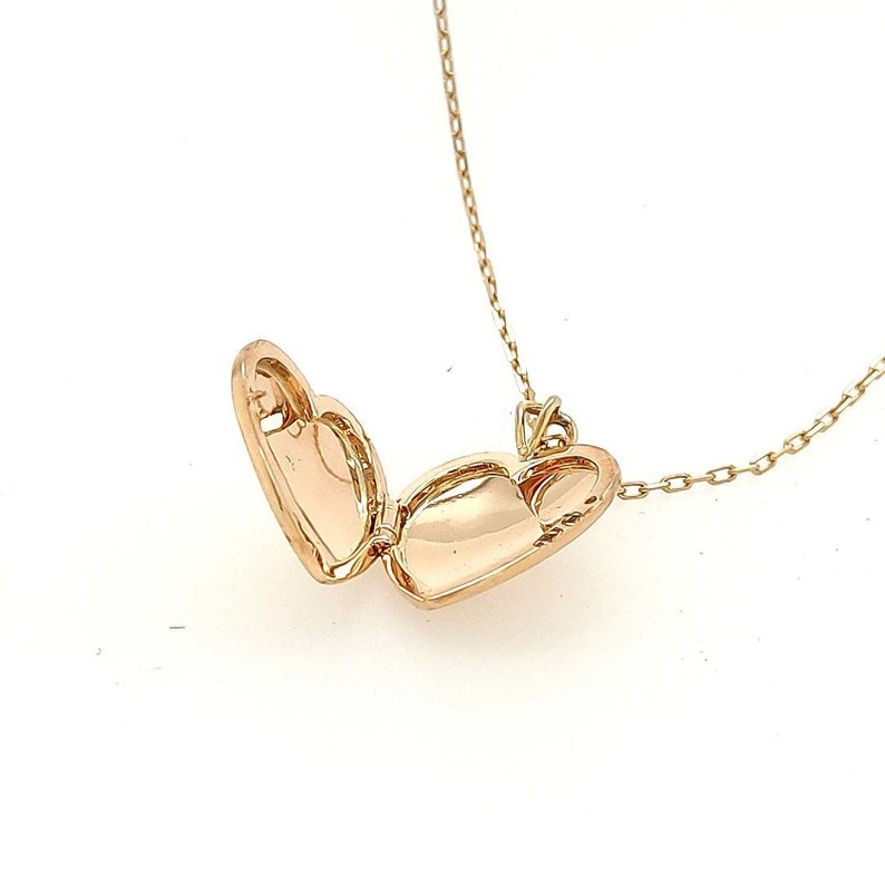 Handmade 14K Gold Heart Locket Solid 14K Gold Jewelry Heart Necklace ForWoman Unforgettable Gift For Mom, Wife, Grandma One-Of-A-Kind zdjęcie 6