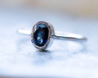 Blue Sapphire Engagement Ring-14k White Gold Sapphire Ring-Oval Gemstone Ring For Your Wife, Daughter, Girlfriend