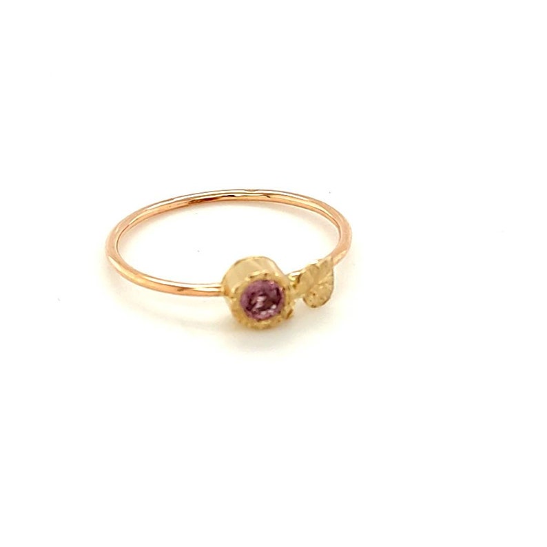 14K Gold Pink Sapphire Leaf Ring with Heart Accent September Birthstone Ring 14K Gold Nature-Inspired & Handmade Jewelry-Romantic Gift zdjęcie 4