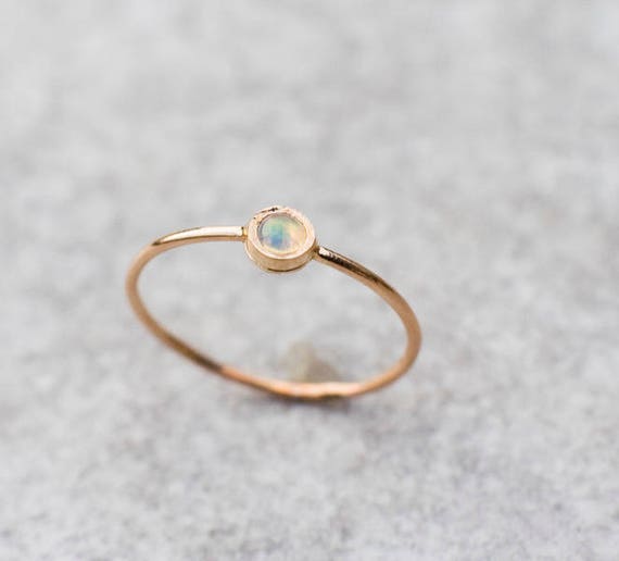 Feueropal Ring, 14 k Gold Ring, stapelbarer Ring, solide 14 k Gold Ring, Oktober Birthstone, zierliche Goldring, Jubiläumsgeschenk Feueropal Ring, 14 k Gold Ring, stapelbarer Ring, solide 14 k Gold Ring, Oktober Birthstone, zierliche Goldring, Jubiläumsgeschenk