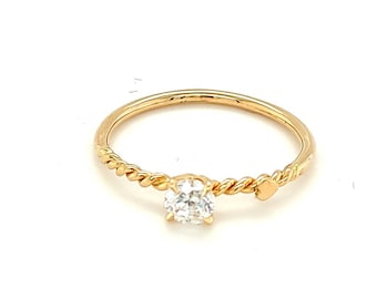 Bague de fiançailles en diamant solitaire 0,40 ct faite à la main avec cœur et bande torsadée - Bague de fiançailles romantique unique pour bague en diamant unique