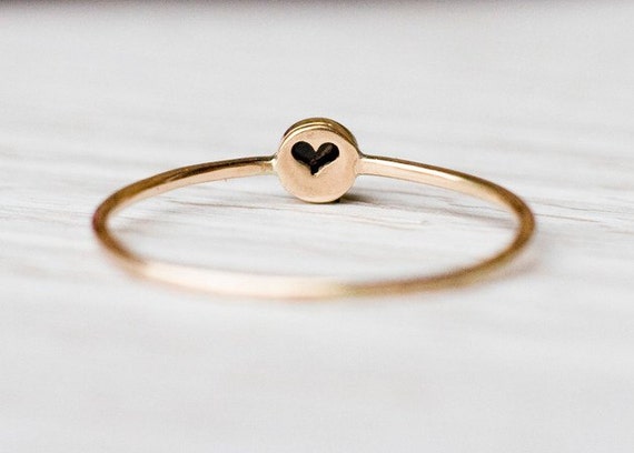 14k Gold schwarzem Onyx Ring, Geburtsstein Februar, Naturstein, Jahrestag Geschenk für sie, Geburtstags Geschenk, minimalistischen Schmuck 14k Gold schwarzem Onyx Ring, Geburtsstein Februar, Naturstein, Jahrestag Geschenk für sie, Geburtstags Geschenk, minimalistischen Schmuck