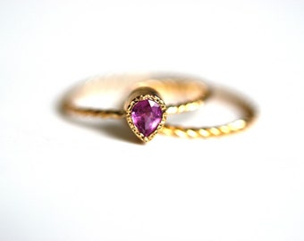 Twisted Band Pink Sapphire Ring - Unique Handmade Design with Secret Heart- Pear Shaped Pink Sapphire - Stunning Engagement Ring for Women