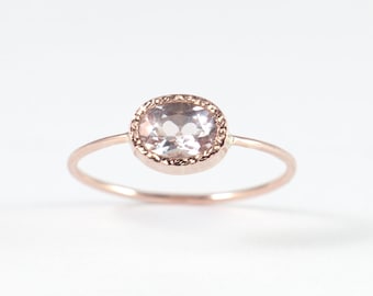 Anillo de compromiso de morganita ovalada en oro rosa de 14 k y corazón secreto, anillo de morganita rosa melocotón, anillo de compromiso sin diamantes, anillo hecho a mano